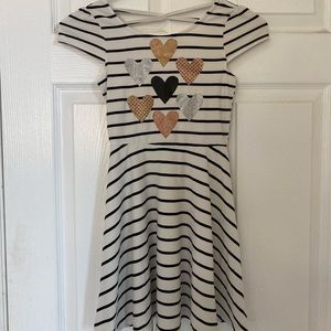 Youth girls dress with stripes and hearts